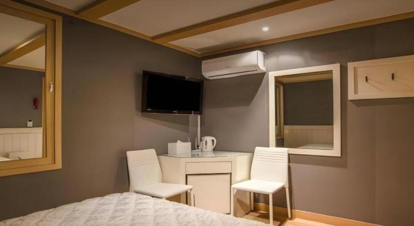 Sinyoung Motel Σεούλ Εξωτερικό φωτογραφία