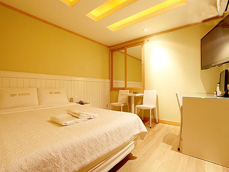Sinyoung Motel Σεούλ Εξωτερικό φωτογραφία